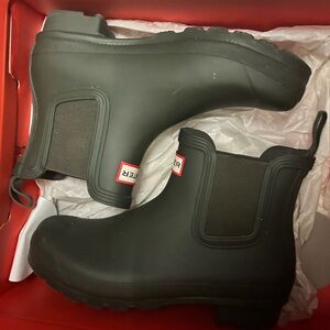 3 Hunter Rainboots